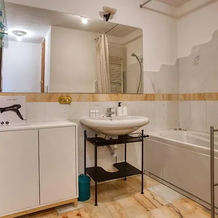 Appartement Joivy Spacious Flat, Excellent Centre Access Milan